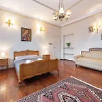 Pałacyk Deja Vu Hotel apartamentowy 3*
