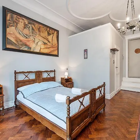 Hotel apartamentowy Pałacyk Deja Vu 3*