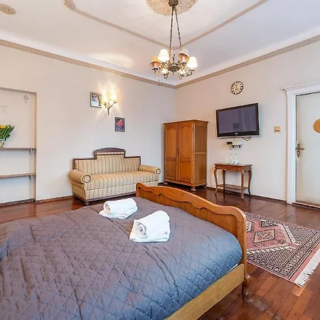 Palacyk Deja Vu 3* Łódź