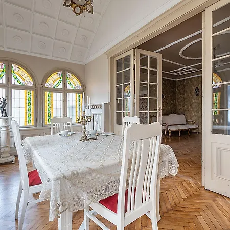 Hotel apartamentowy Pałacyk Deja Vu