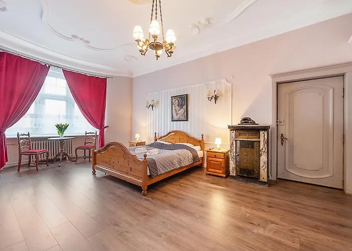 Palacyk Deja Vu Aparthotel 3*